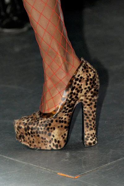 Look 50